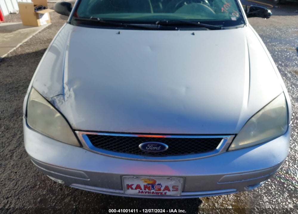 2007 FORD FOCUS VIN: 1FAFP31N97W218727