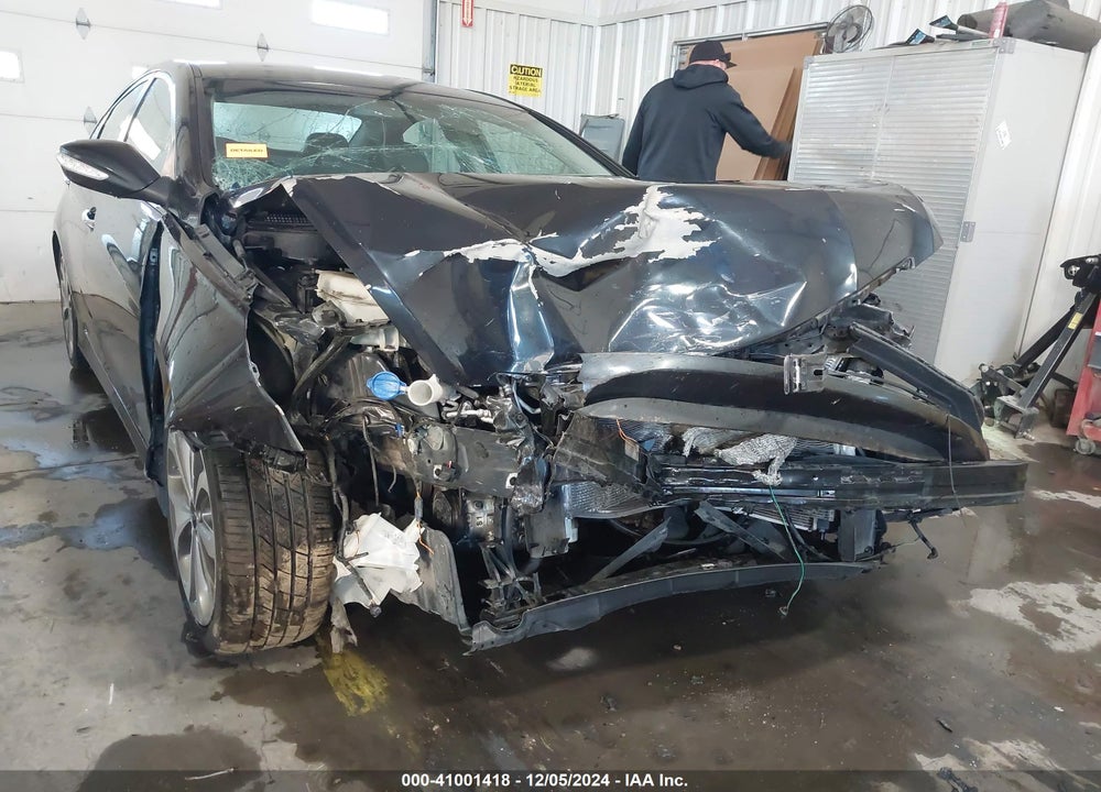 2014 HYUNDAI SONATA SE VIN: 5NPEC4AC2EH812763
