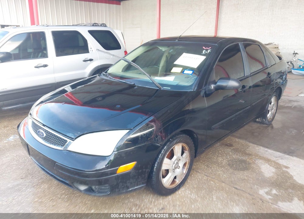 2006 FORD FOCUS VIN: 1FAHP34N06W157027