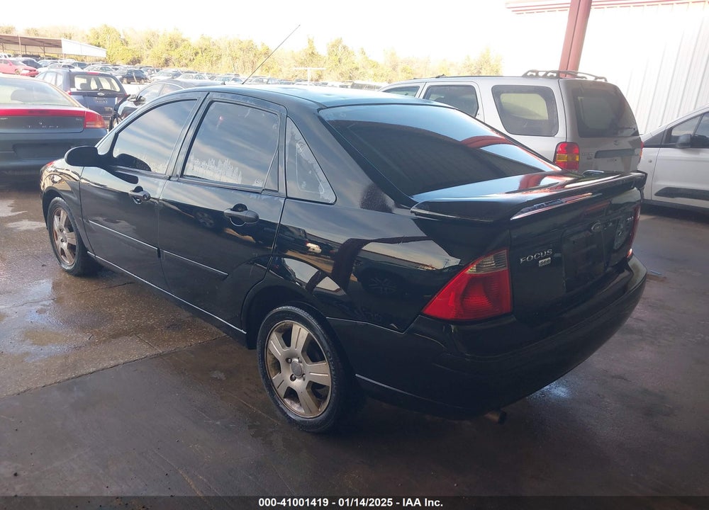 2006 FORD FOCUS VIN: 1FAHP34N06W157027