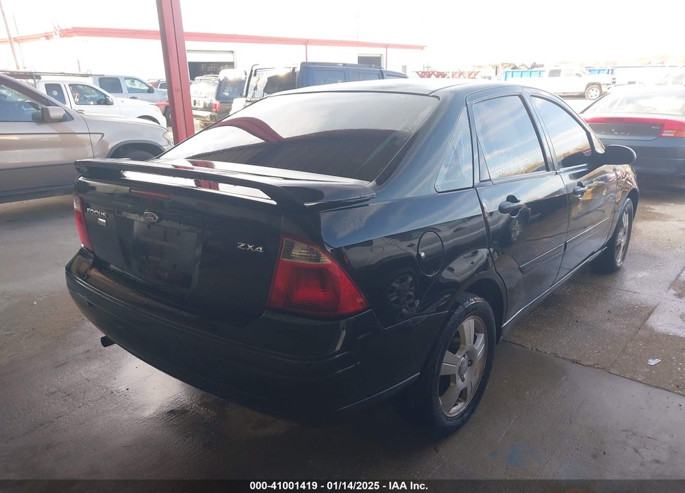 2006 FORD FOCUS VIN: 1FAHP34N06W157027
