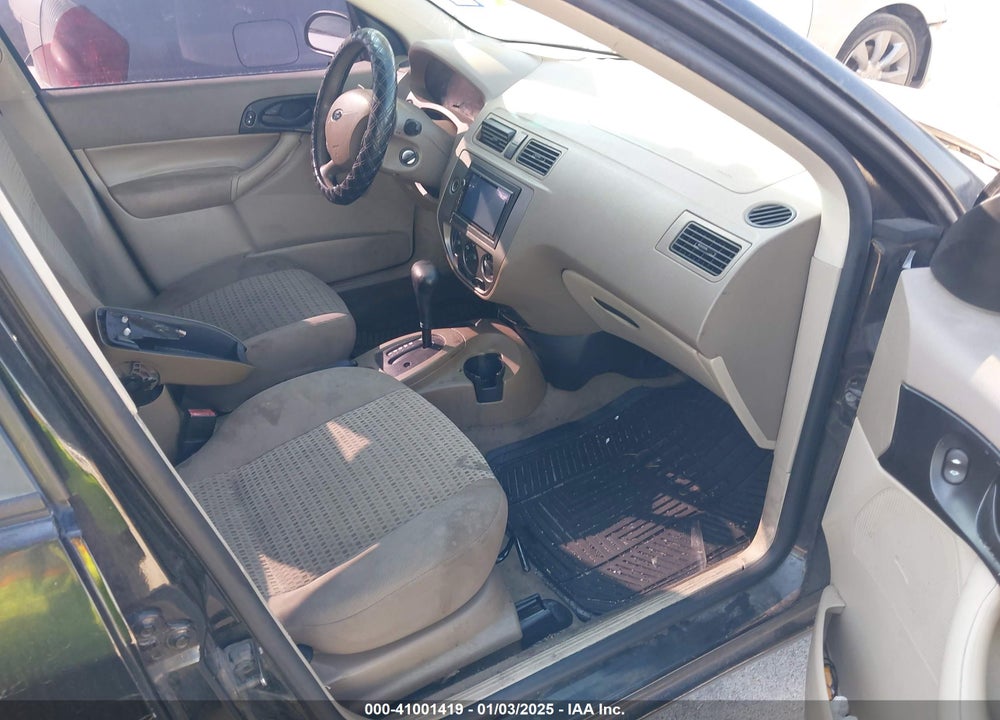 2006 FORD FOCUS VIN: 1FAHP34N06W157027