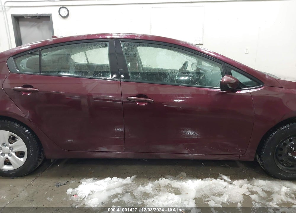 2018 KIA FORTE VIN: 3KPFK4A78JE220695