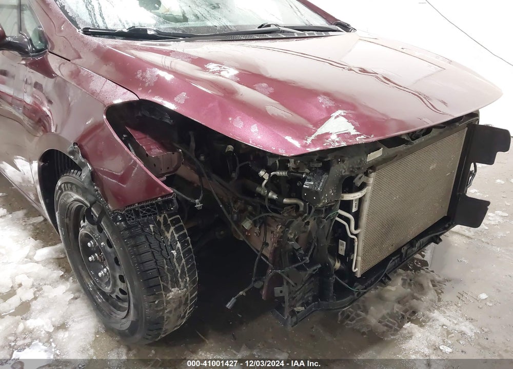 2018 KIA FORTE VIN: 3KPFK4A78JE220695