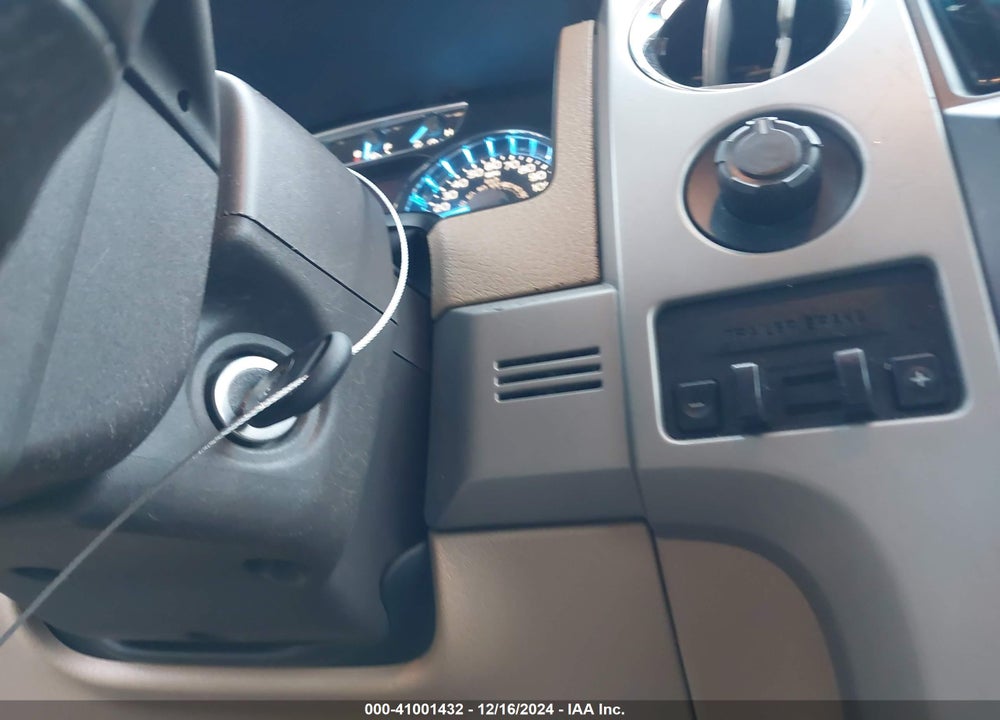 2011 FORD F-150 LARIAT VIN: 1FTFW1EF9BFD36158