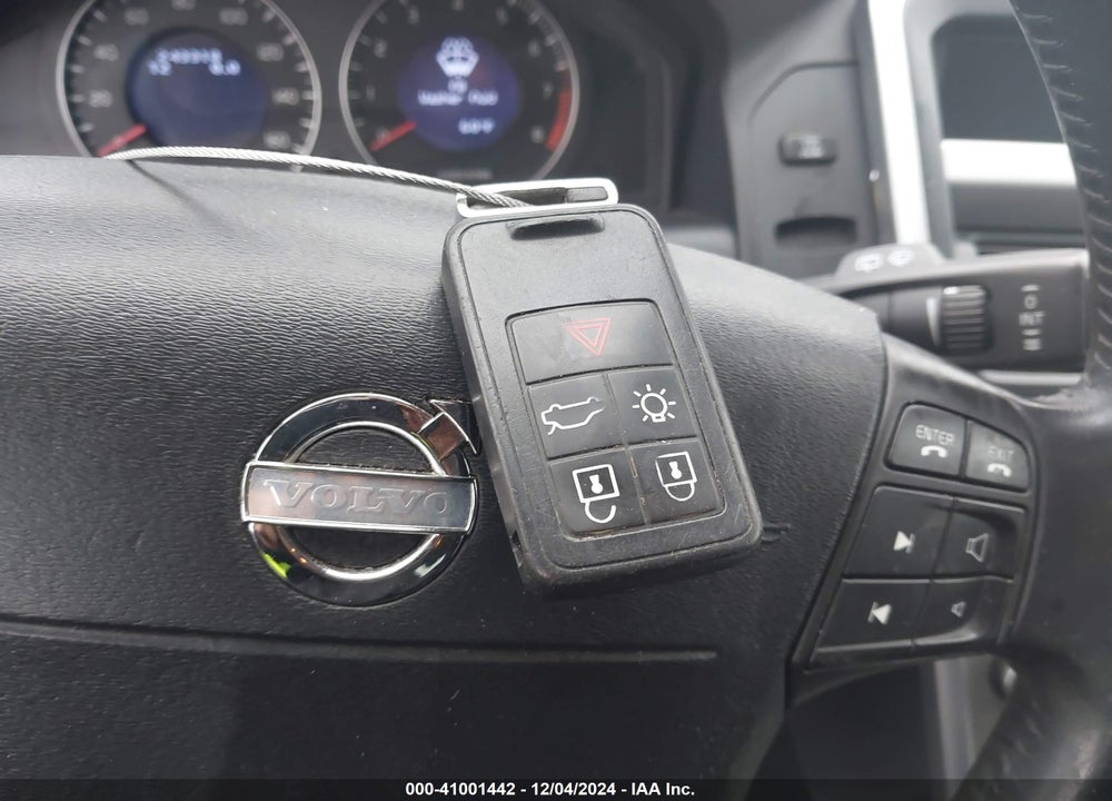 2010 VOLVO XC60 3.2 VIN: YV4960DZ5A2084091