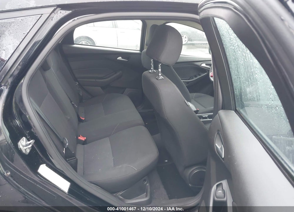 2017 FORD FOCUS VIN: 1FADP3K25HL264909