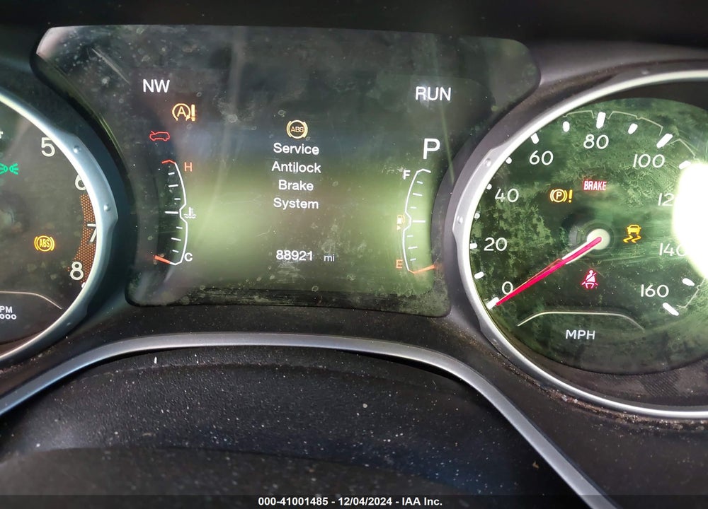 2018 JEEP COMPASS LATITUDE FWD VIN: 3C4NJCBB9JT105885