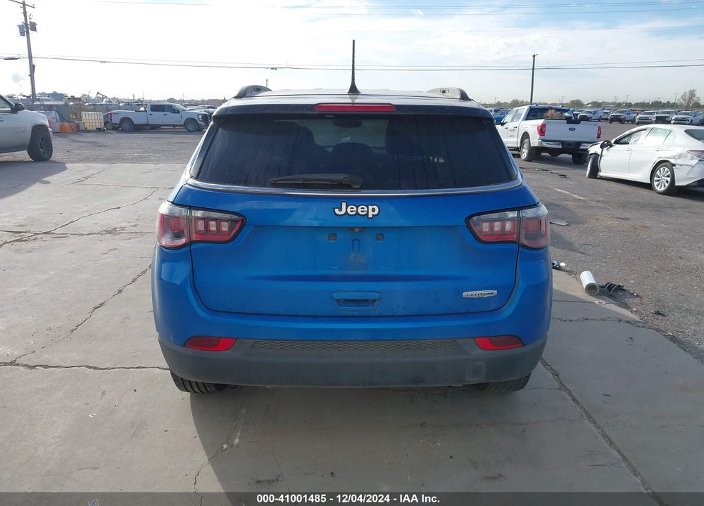 2018 JEEP COMPASS LATITUDE FWD VIN: 3C4NJCBB9JT105885