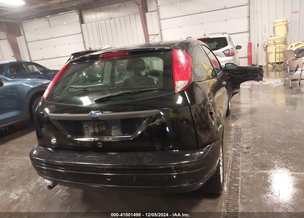 2007 FORD FOCUS S/SE/SES VIN: 1FAHP31N47W277838