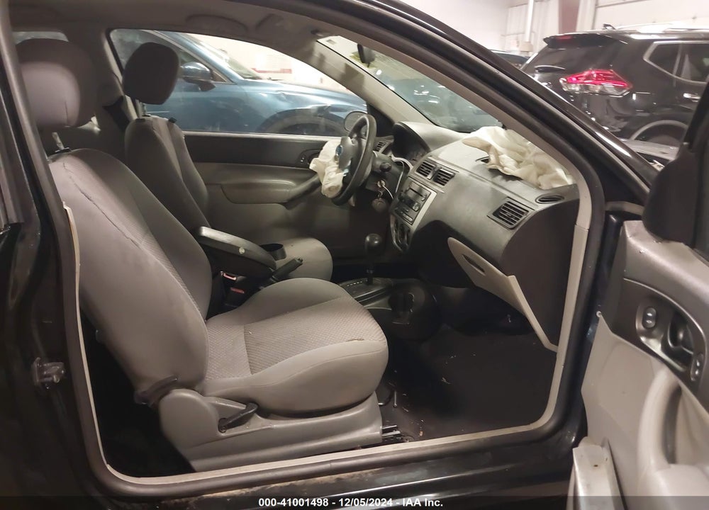 2007 FORD FOCUS S/SE/SES VIN: 1FAHP31N47W277838