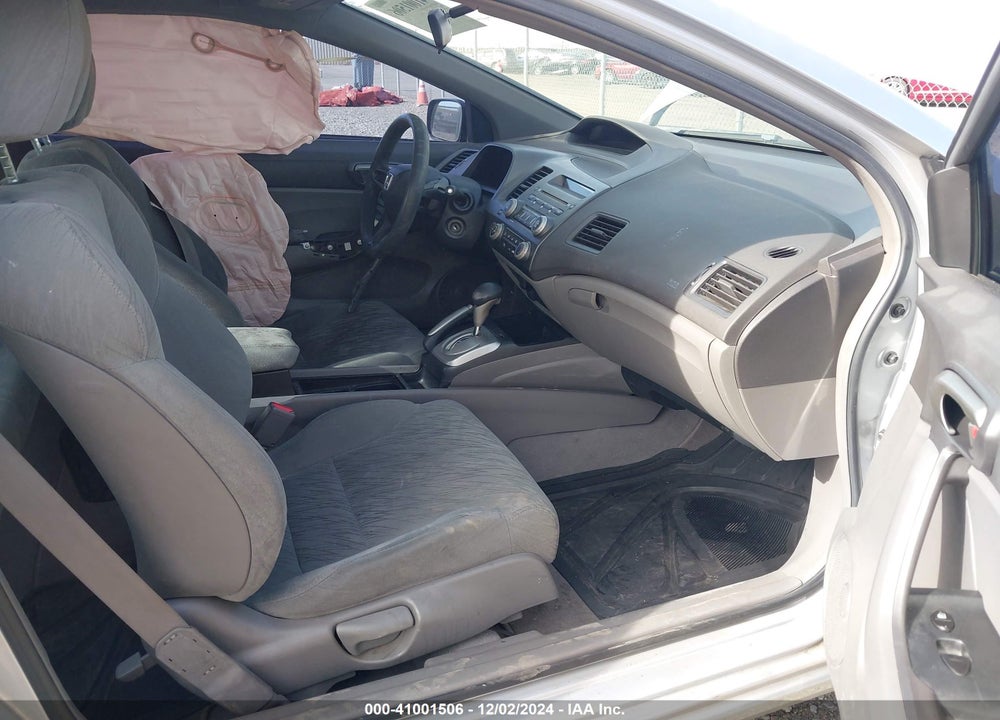 2008 HONDA CIVIC LX VIN: 2HGFG12608H577147