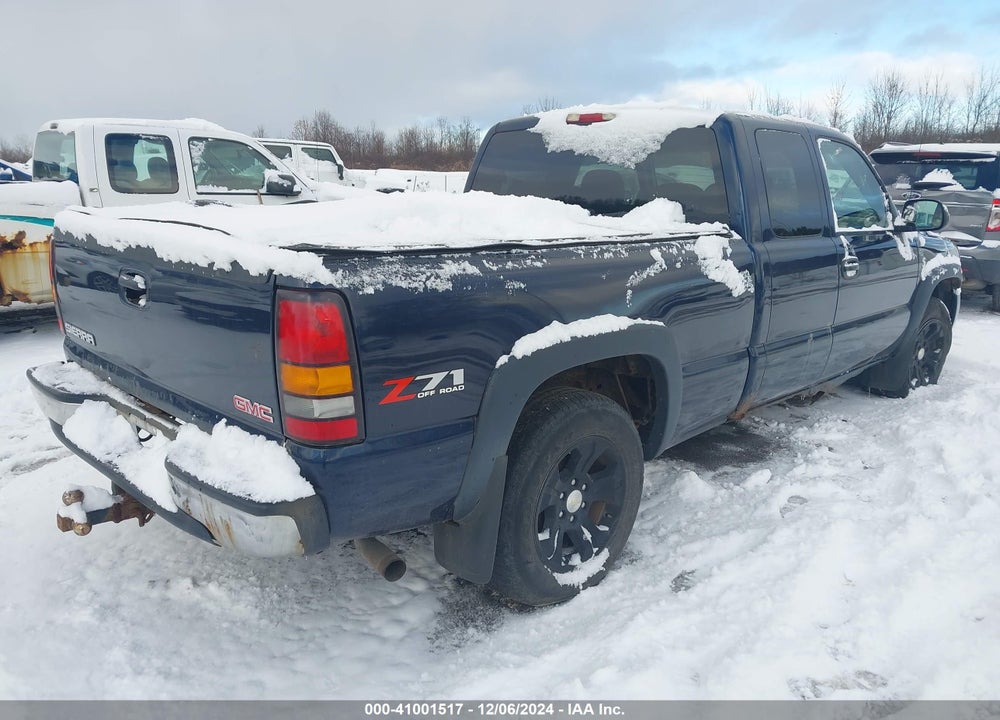 2007 GMC SIERRA 1500 CLASSIC SLT VIN: 2GTEK19B771105076