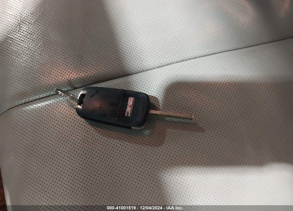 2016 GMC TERRAIN SLT VIN: 2GKFLUE33G6157796