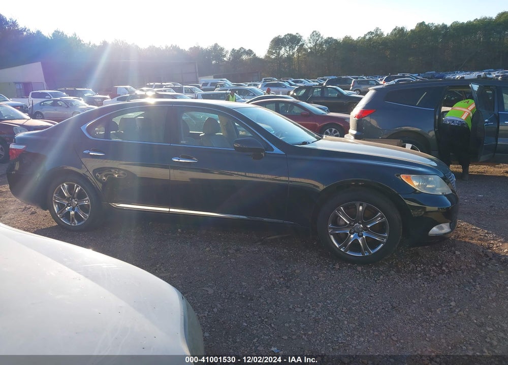 2008 LEXUS LS 460 VIN: JTHBL46F385071791