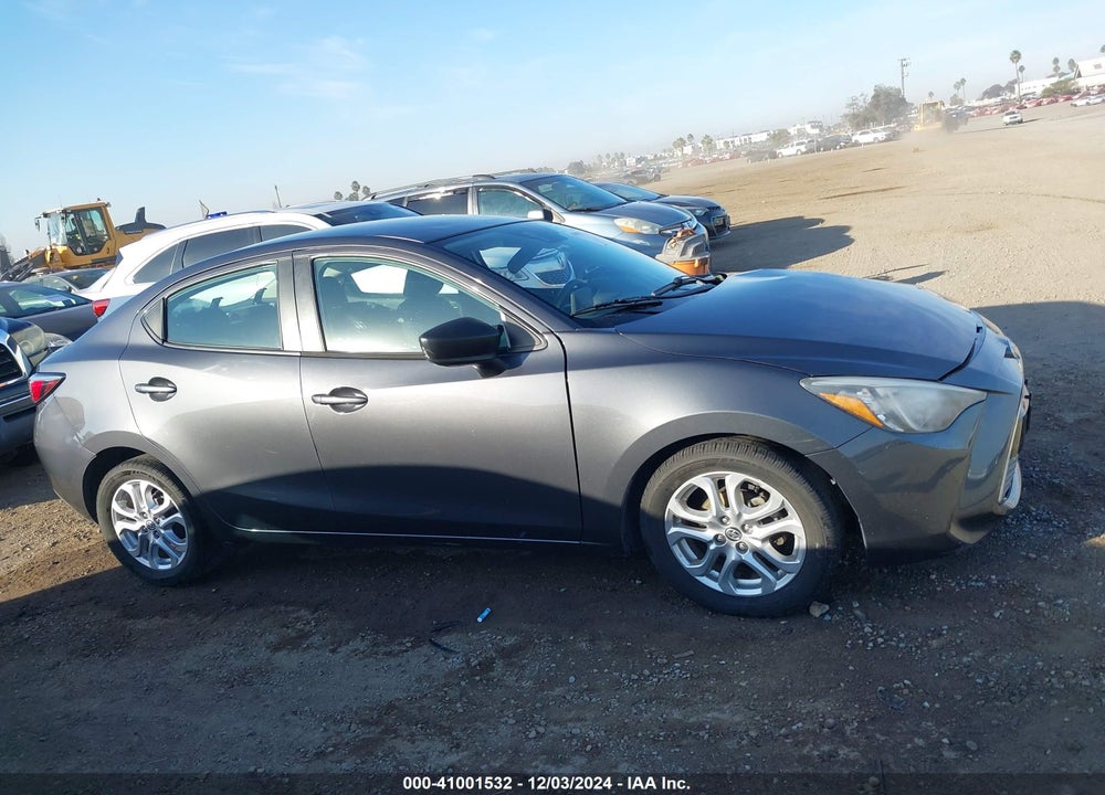 2016 SCION IA VIN: 3MYDLBZV1GY126078