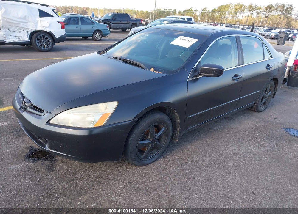 2003 HONDA ACCORD 2.4 EX VIN: JHMCM56683C032853