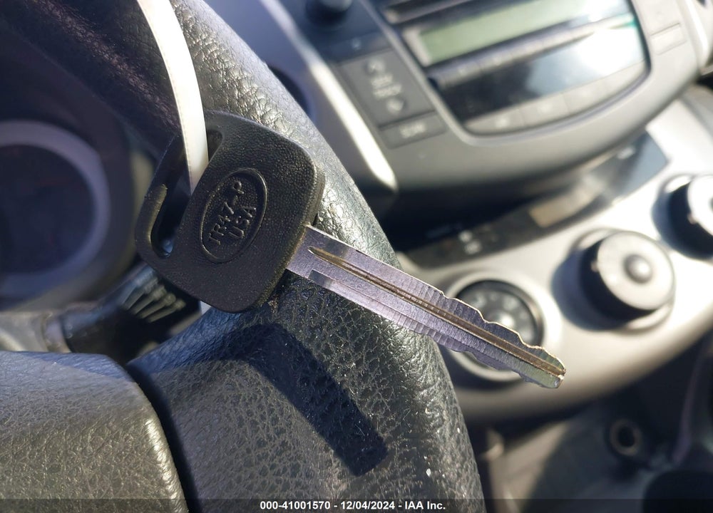 2006 TOYOTA RAV4 SPORT VIN: JTMZD32V966009596