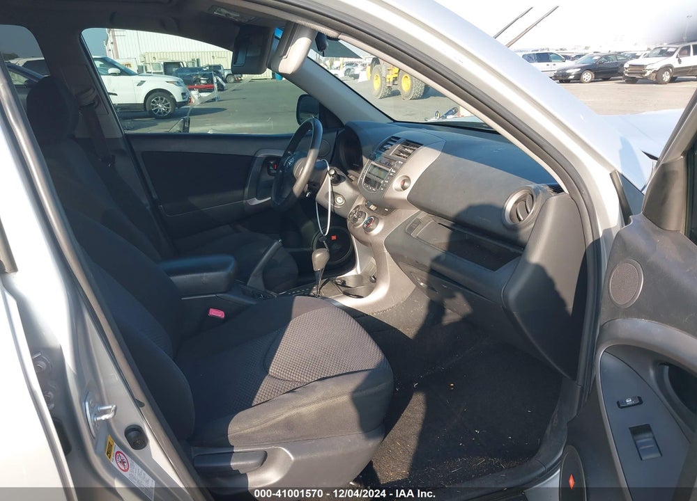 2006 TOYOTA RAV4 SPORT VIN: JTMZD32V966009596