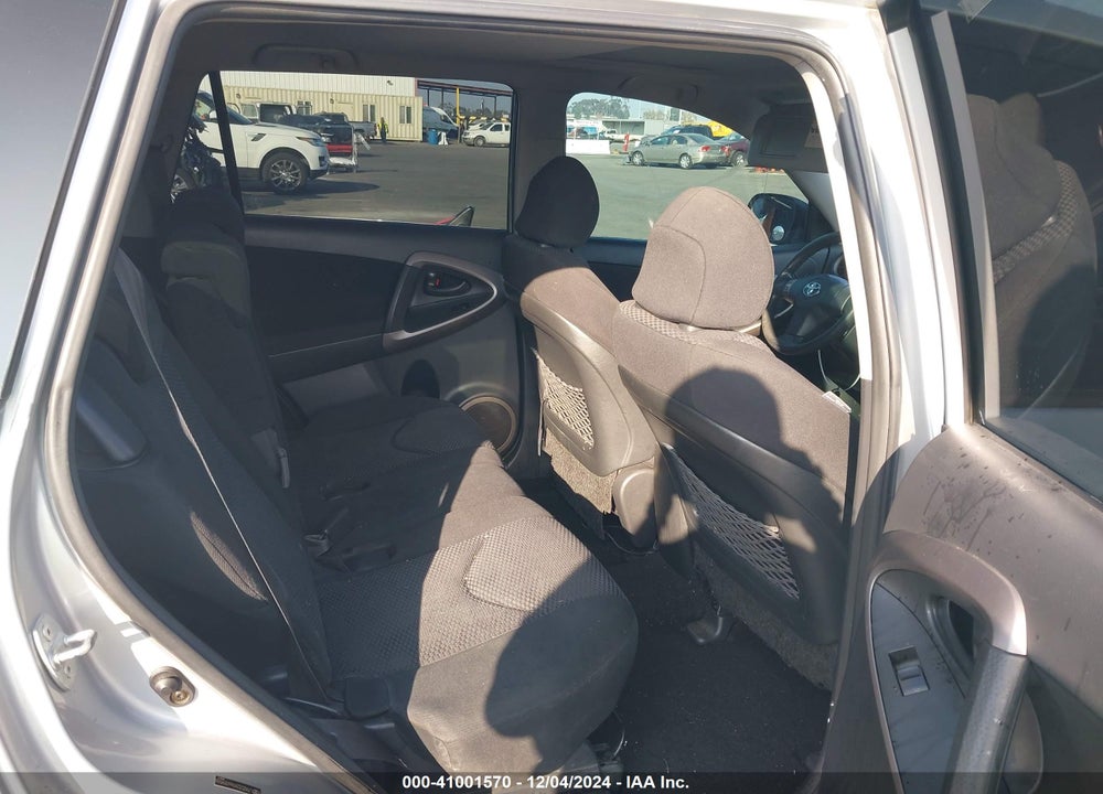 2006 TOYOTA RAV4 SPORT VIN: JTMZD32V966009596