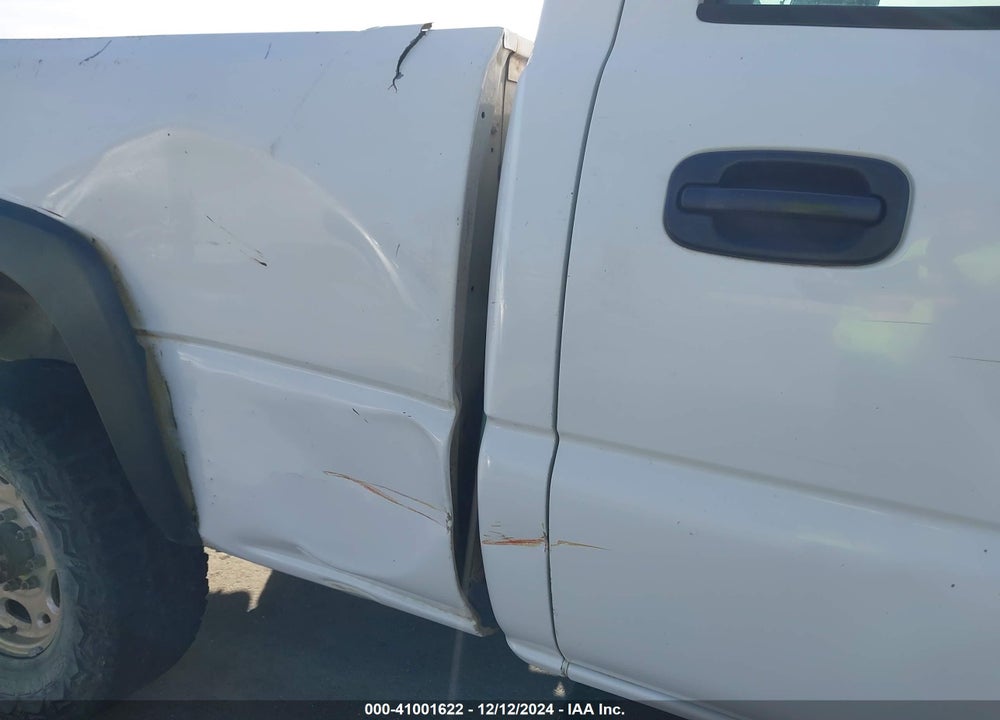 2006 CHEVROLET SILVERADO 2500HD WORK TRUCK VIN: 1GCHC23U66F127880