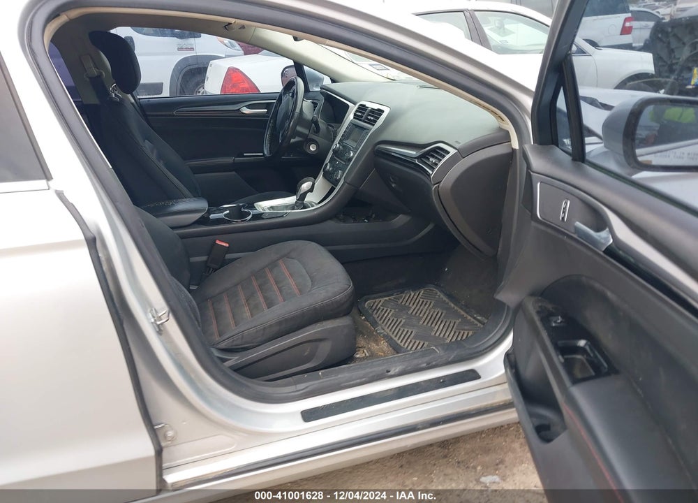 2014 FORD FUSION SE VIN: 1FA6P0H71E5389609