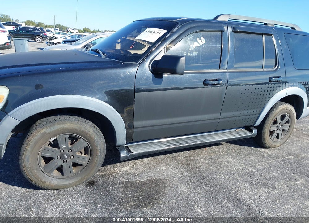 2007 FORD EXPLORER XLT VIN: 1FMEU73887UB53535