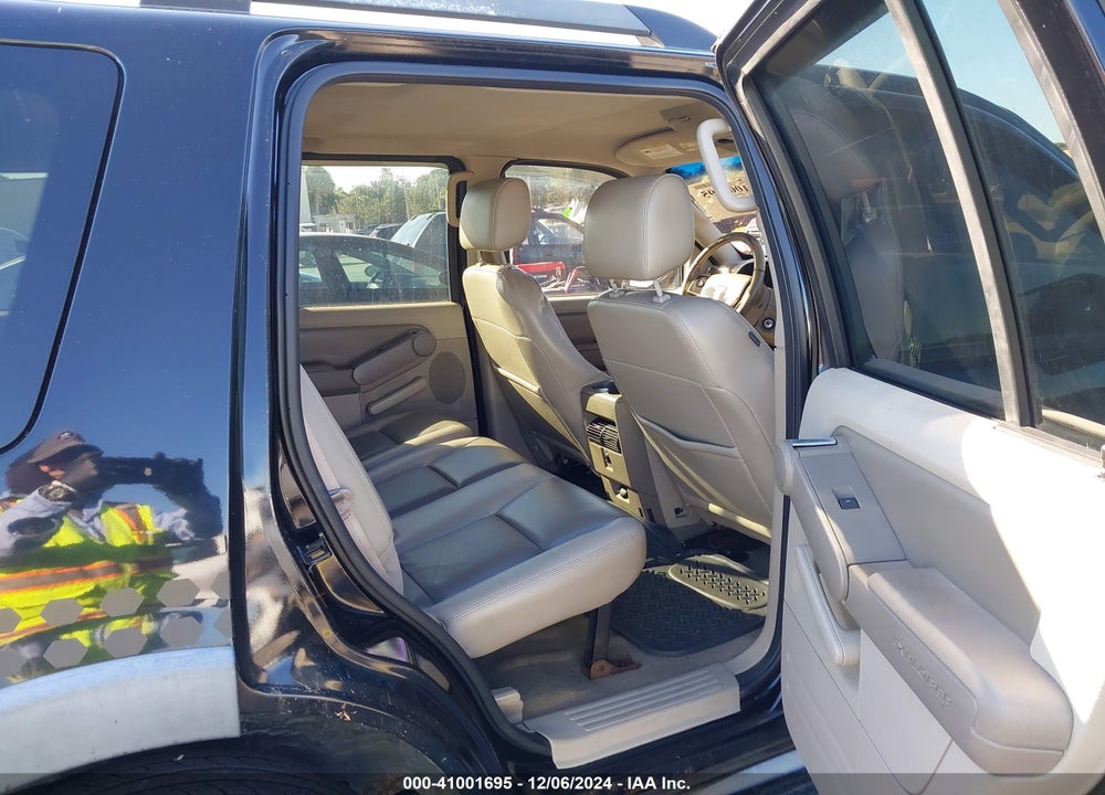 2007 FORD EXPLORER XLT VIN: 1FMEU73887UB53535