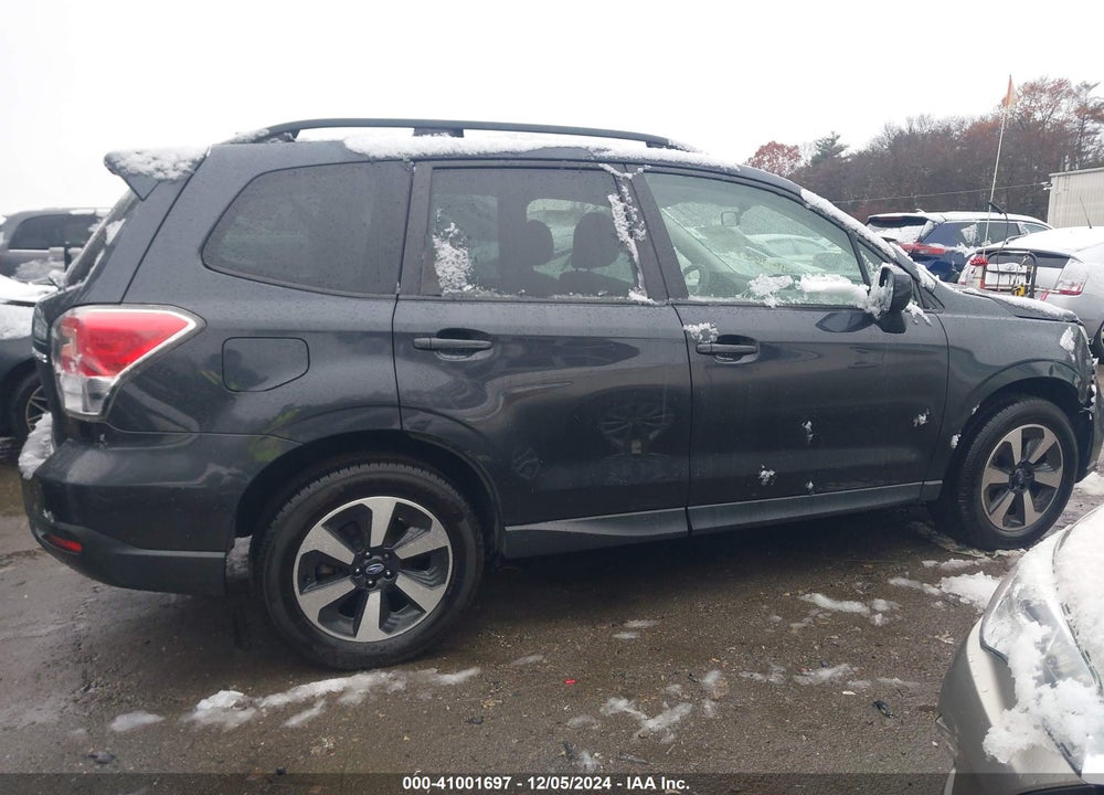 2018 SUBARU FORESTER 2.5I PREMIUM VIN: JF2SJAEC1JH482402