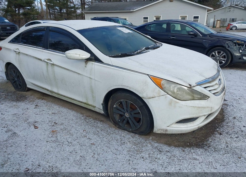 2013 HYUNDAI SONATA VIN: 5NPEB4AC0DH660595