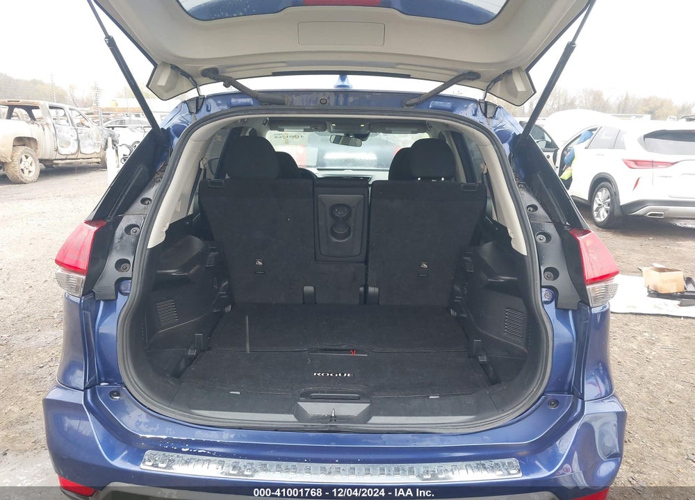 2020 NISSAN ROGUE S FWD VIN: JN8AT2MT4LW001072