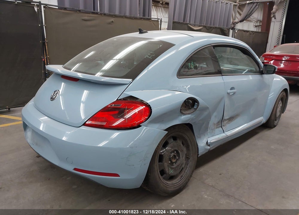 2014 VOLKSWAGEN BEETLE 2.5L VIN: 3VWJP7AT1EM615692