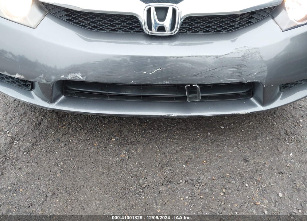 2010 HONDA CIVIC LX VIN: 2HGFA1F55AH536103