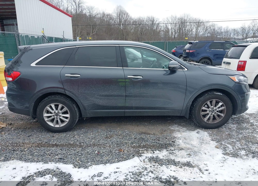 2020 KIA SORENTO 2.4L LX VIN: 5XYPG4A32LG711840