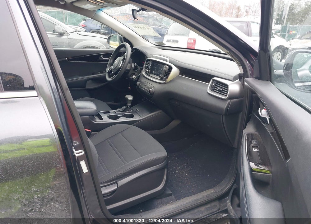 2020 KIA SORENTO 2.4L LX VIN: 5XYPG4A32LG711840