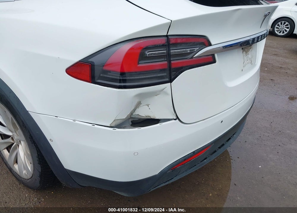 2016 TESLA MODEL X 60D/70D/75D/90D VIN: 5YJXCAE23GF005825