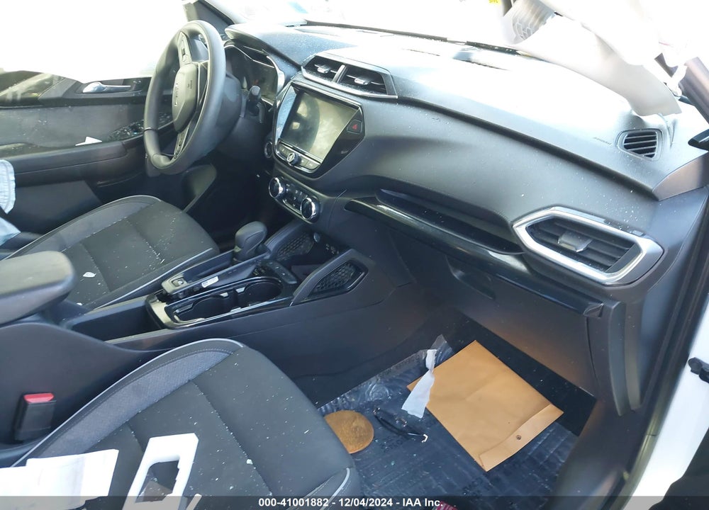 2021 CHEVROLET TRAILBLAZER FWD LT VIN: KL79MPS24MB101570