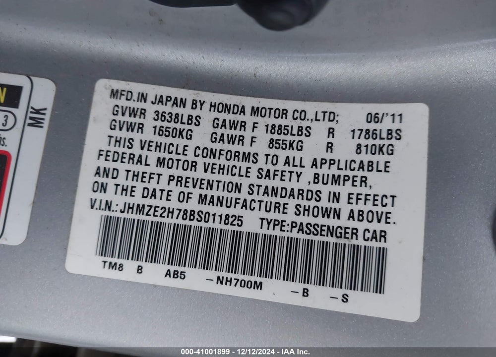 2011 HONDA INSIGHT EX VIN: JHMZE2H78BS011825