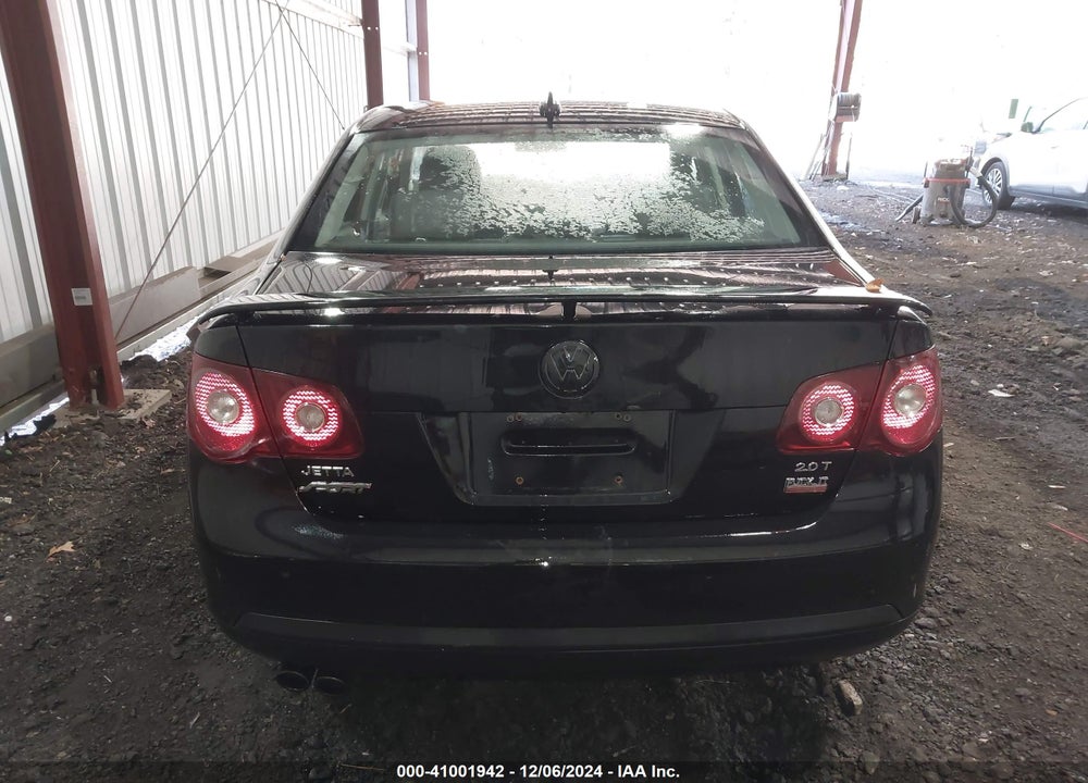 2008 VOLKSWAGEN JETTA WOLFSBURG EDITION VIN: 3VWRJ71KX8M125204