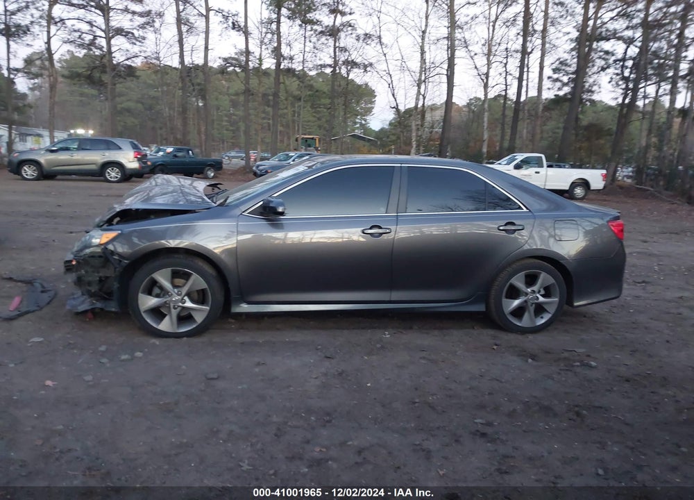 2013 TOYOTA CAMRY SE V6 VIN: 4T1BK1FK6DU533661
