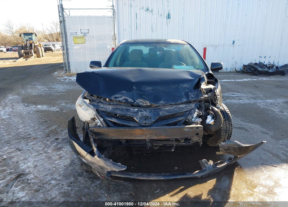 2011 TOYOTA COROLLA LE VIN: 2T1BU4EE7BC744213