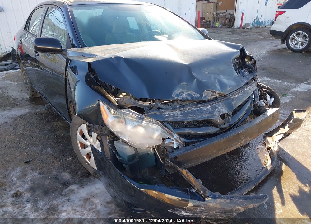 2011 TOYOTA COROLLA LE VIN: 2T1BU4EE7BC744213