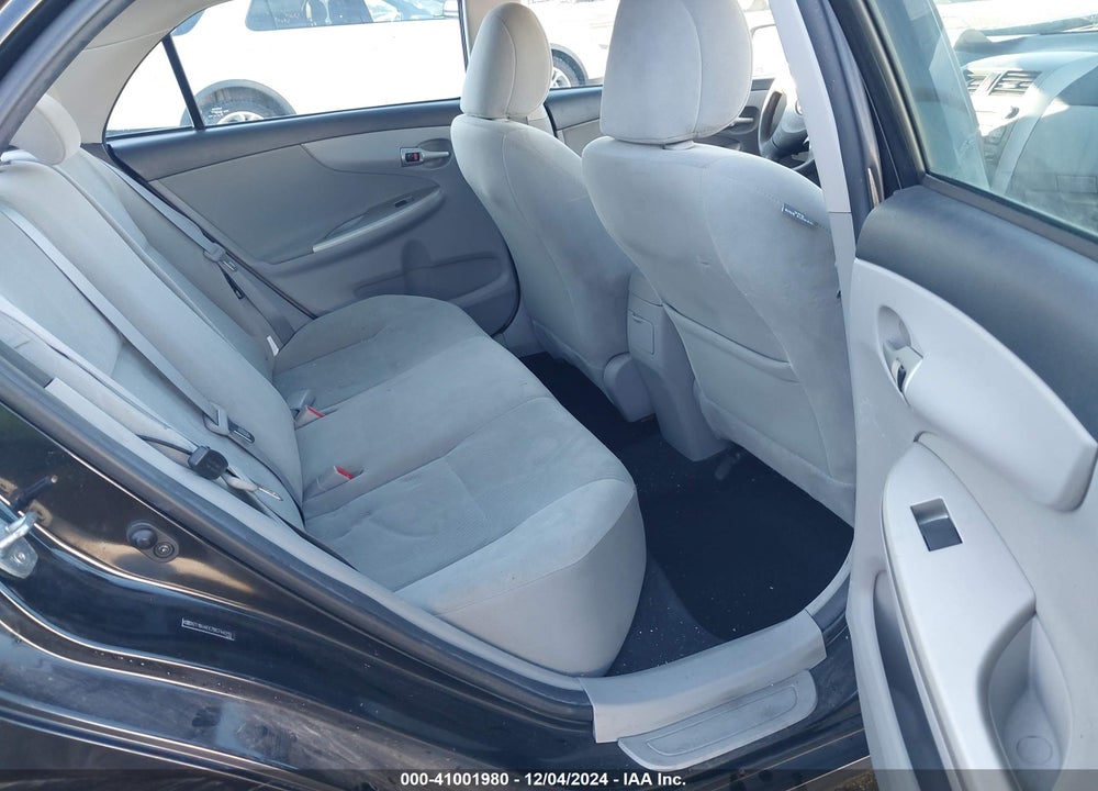 2011 TOYOTA COROLLA LE VIN: 2T1BU4EE7BC744213