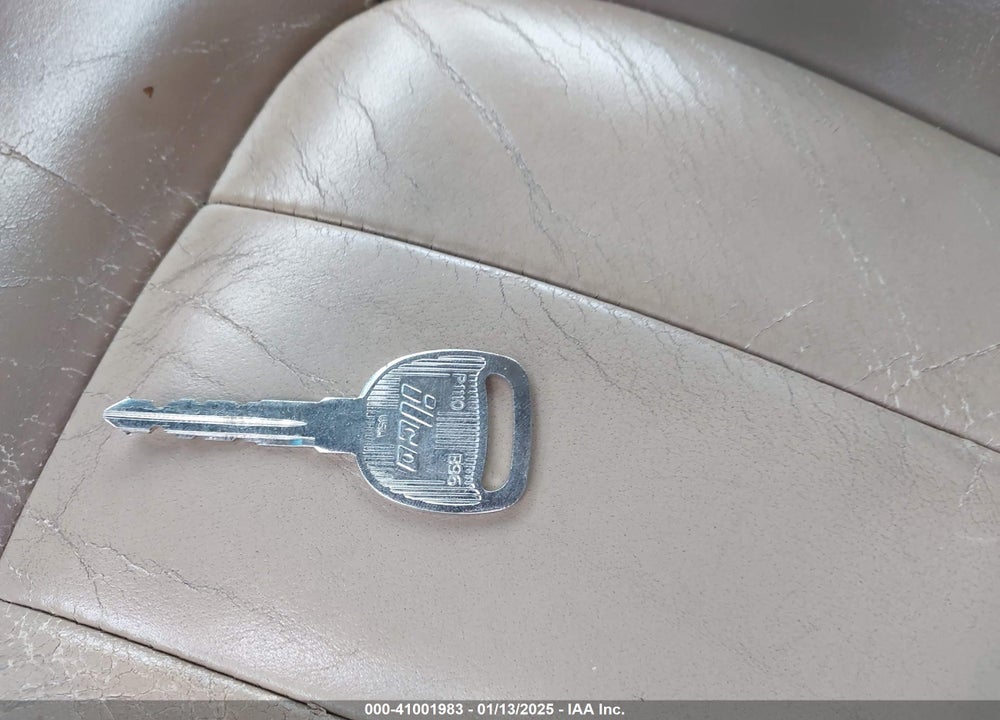 2002 GMC ENVOY SLT VIN: 1GKDS13S622316593