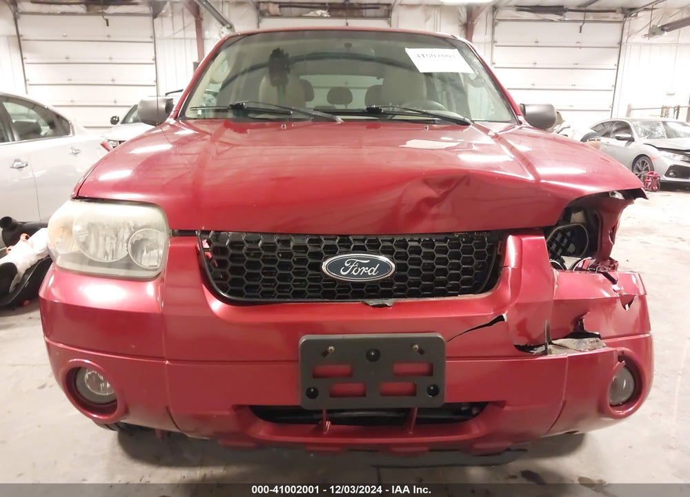 2005 FORD ESCAPE LIMITED VIN: 1FMYU04195KE33396