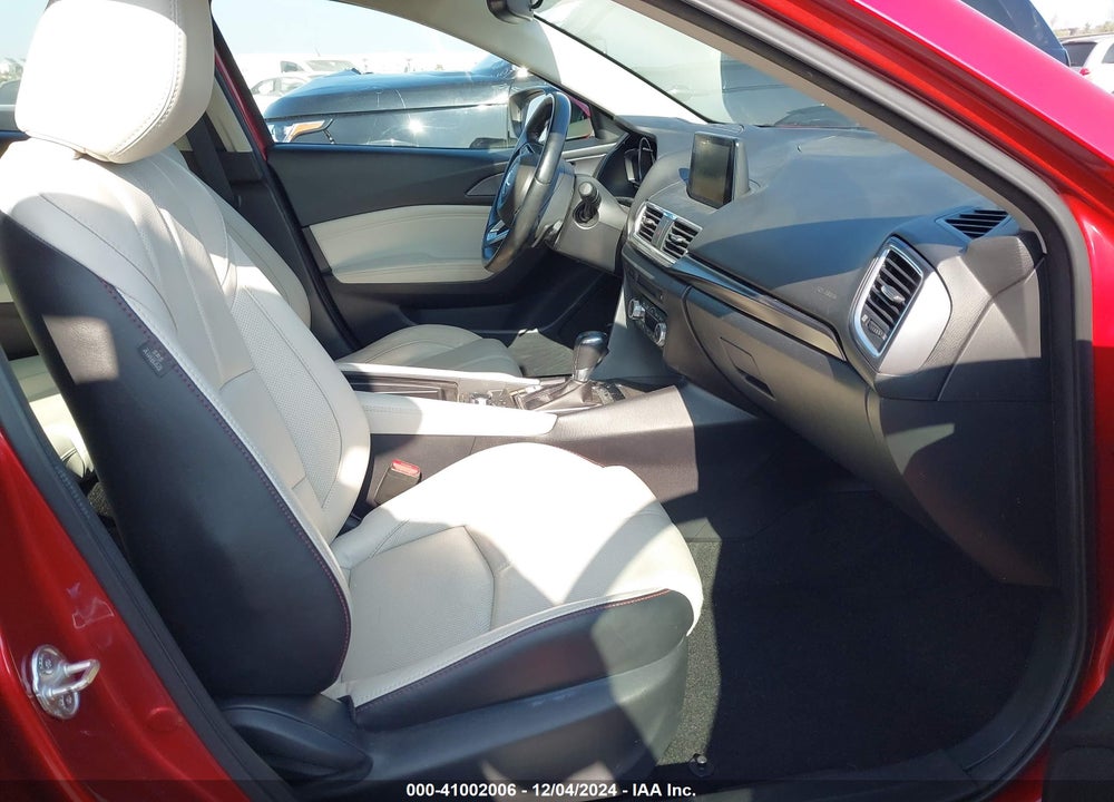 2018 MAZDA 3 GRAND TOURING VIN: 3MZBN1M38JM223984