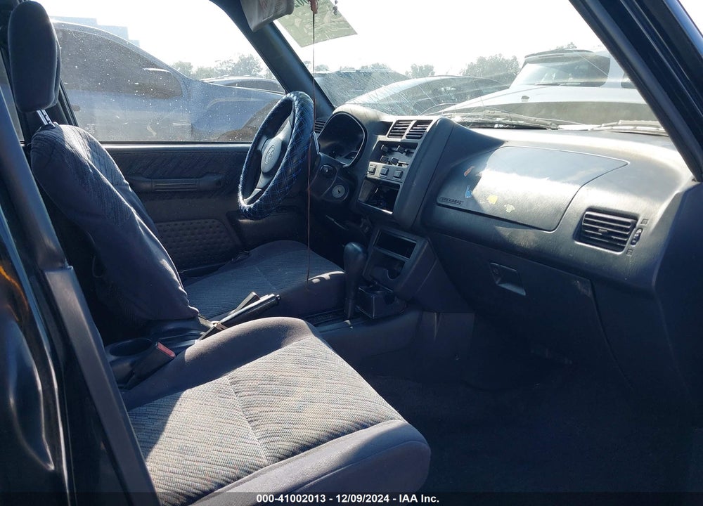 1998 TOYOTA RAV4 VIN: JT3GP10V3W0032935