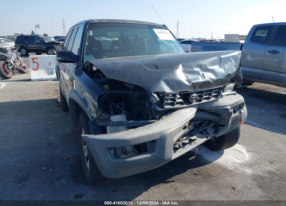 1998 TOYOTA RAV4 VIN: JT3GP10V3W0032935