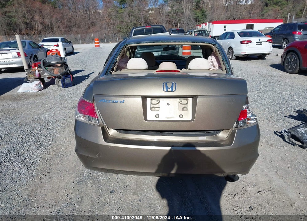 2008 HONDA ACCORD VIN: 1HGCP26468A039858