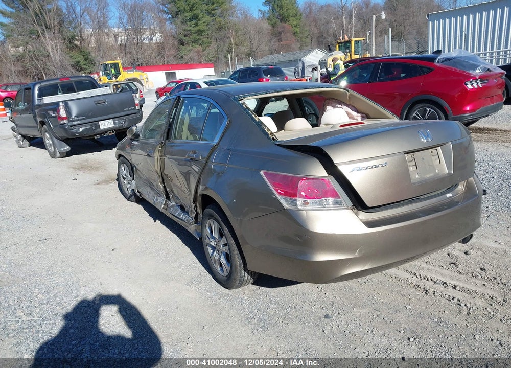 2008 HONDA ACCORD VIN: 1HGCP26468A039858